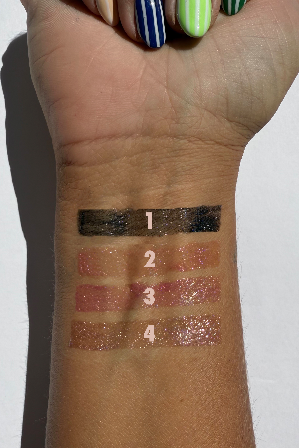 BRILLO LABIAL SWIRL
